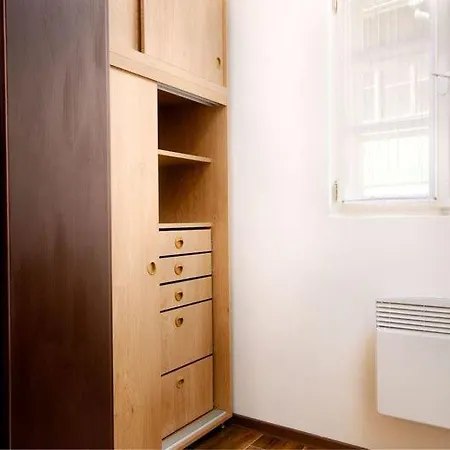 Aparthotel U Rybnicku 3*